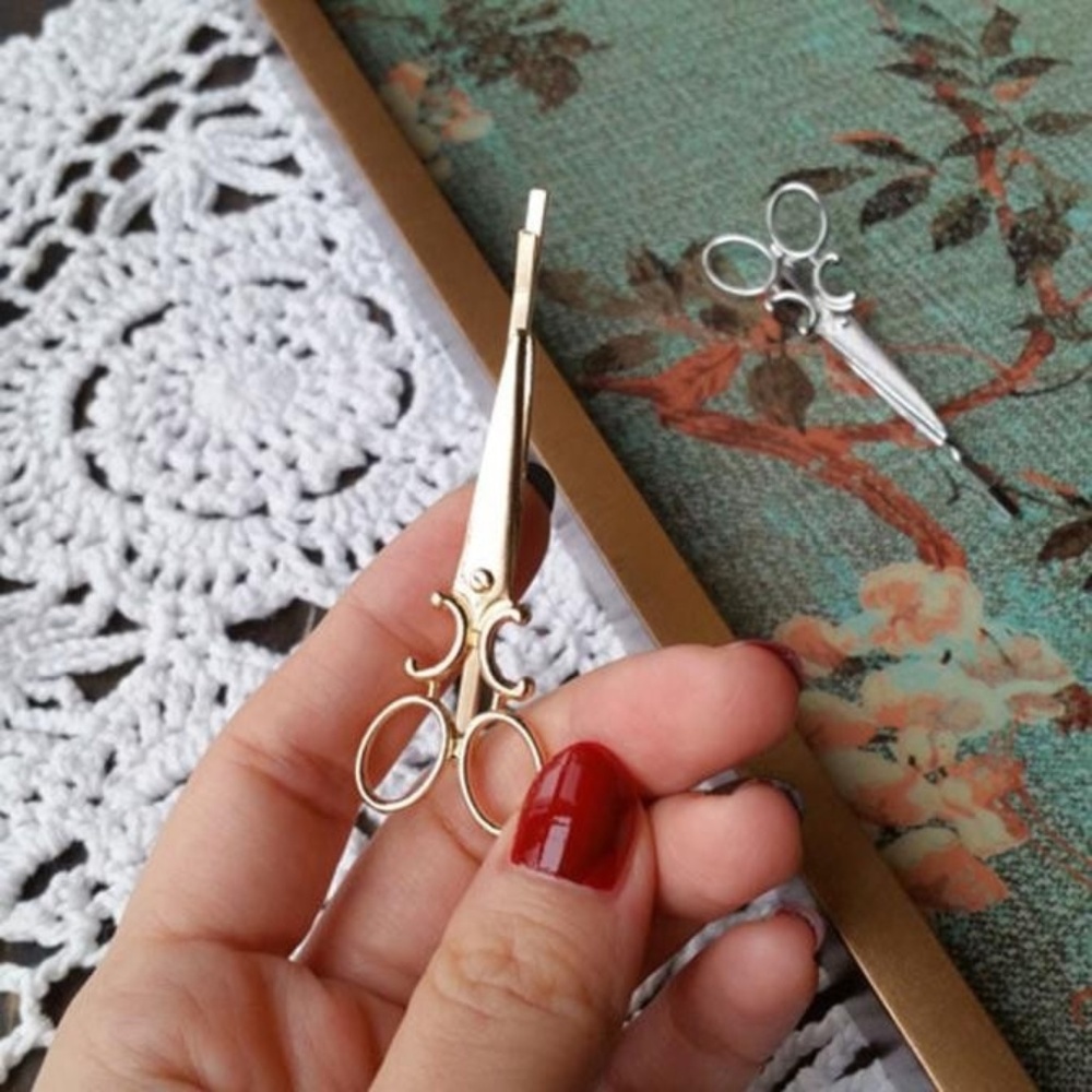 "Snip & Clip" Unique Scissor Gold/Silver Hair Pin - Picture 4 of 8